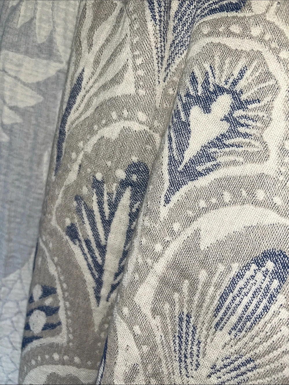 Cool Modern Gray Set of 3 1 Blanket + 2 Beach Towels ALL NEW WITH TAGS - Picture 5 of 9